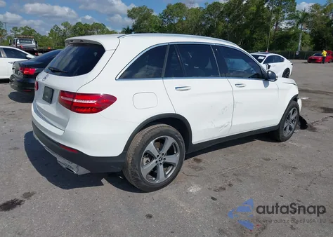 2017 Mercedes-Benz Glc 300 from USA, damaged, VIN WDC0G4JB9HV006052